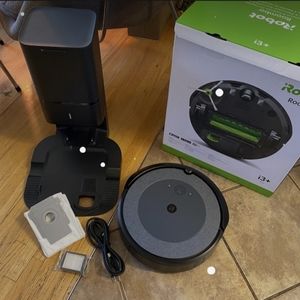 Roomba i3+ Vacuum